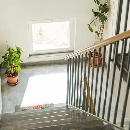 2 Bedroom Amazing In Slatine